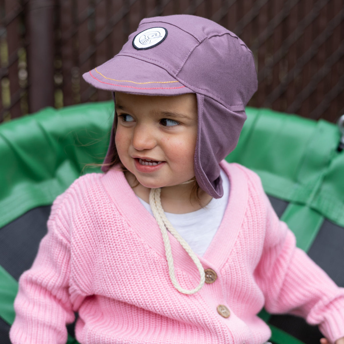 Trendy Apparel Shop Casquette à visière plate structurée unie pour enfant - Noir - Taille unique Trendy Apparel Shop Casquette à visière plate structurée unie pour enfant - Noir - Taille unique